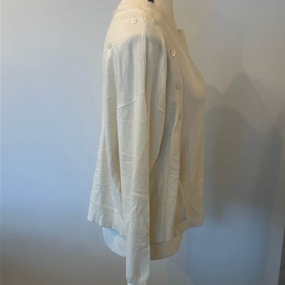 My Twinset White Cardigan – Button Detail – Size Medium – Classic & Chic - Picture 10 of 17